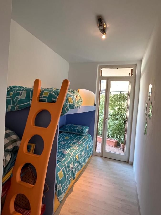 Apartamento Favola Bella The Panoramic Penthouse Bardolino Exterior foto
