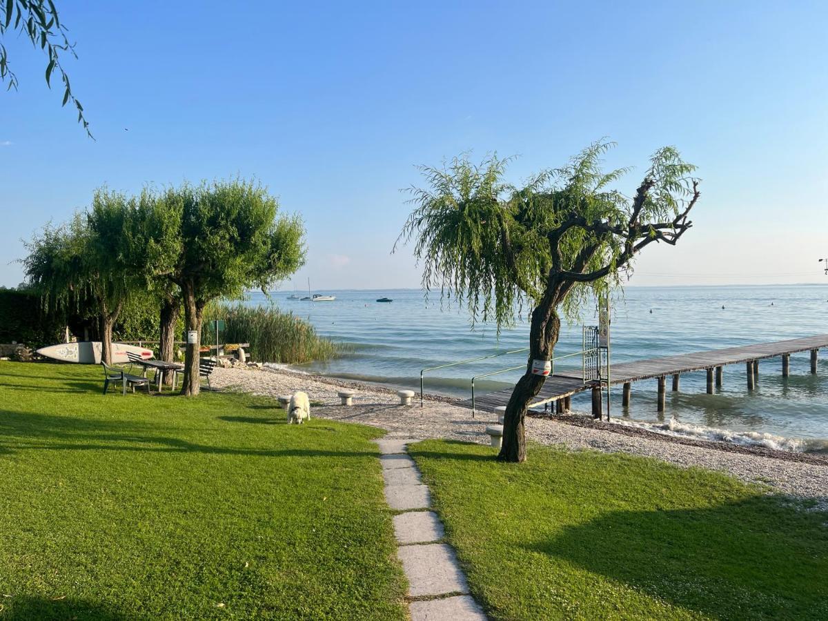 Apartamento Favola Bella The Panoramic Penthouse Bardolino Exterior foto