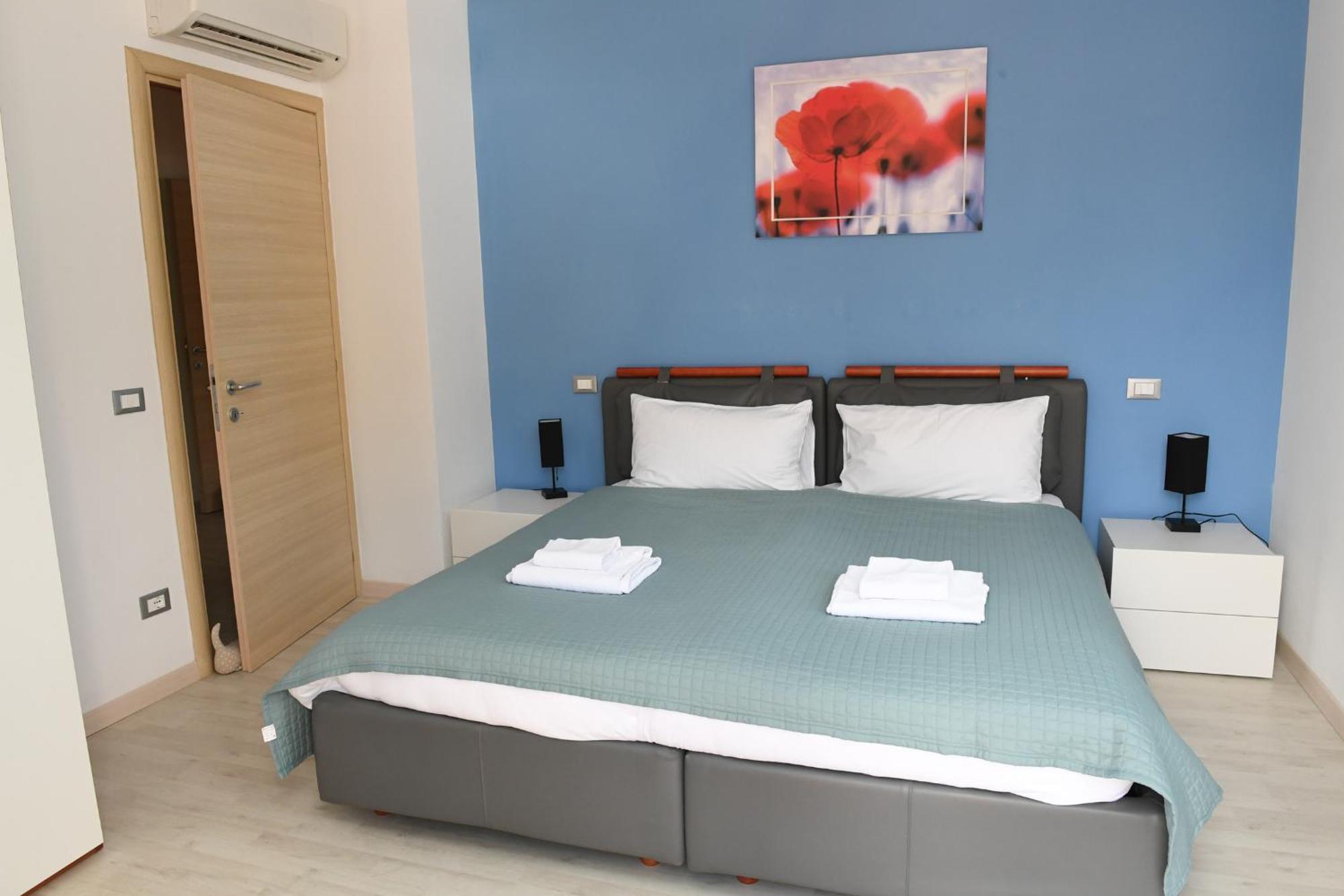 Apartamento Favola Bella The Panoramic Penthouse Bardolino Exterior foto