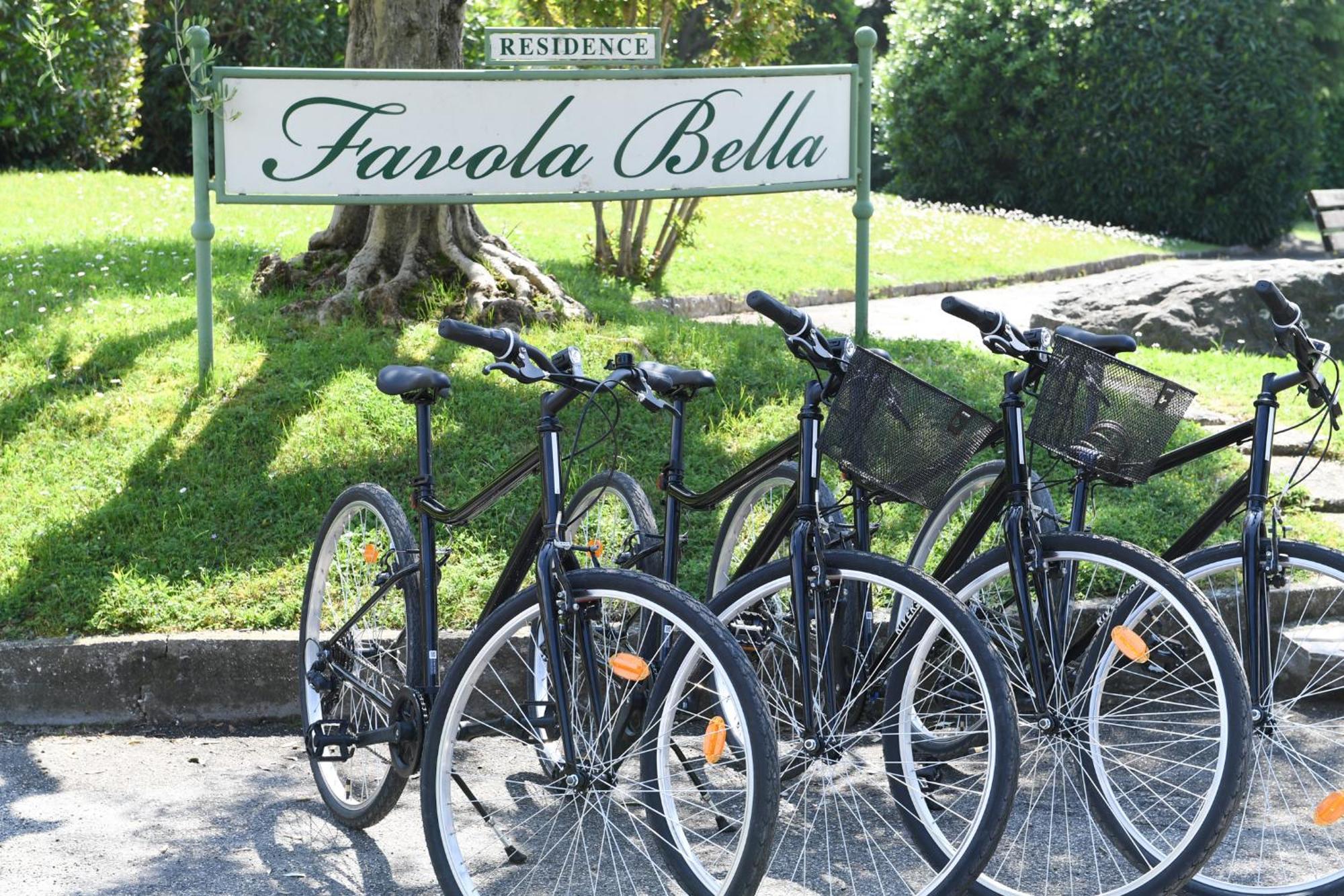 Apartamento Favola Bella The Panoramic Penthouse Bardolino Exterior foto